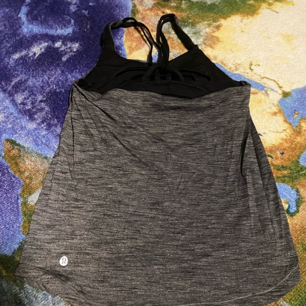Lululemon dark grey shirt with build in black bra size 2